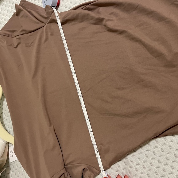 Soft Matte Seamless Tee Bodysuit NWT - Picture 6 of 6